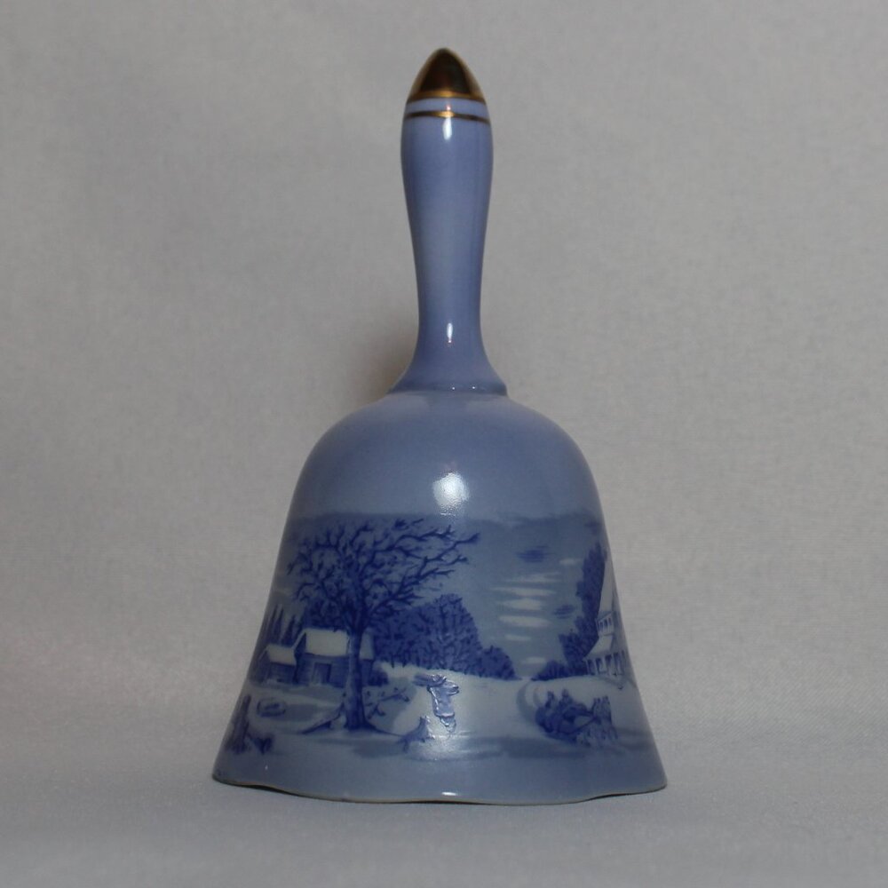 American Treasury LIMITED EDITION 1976 Currier & Ives Copenhagen Bell #40215